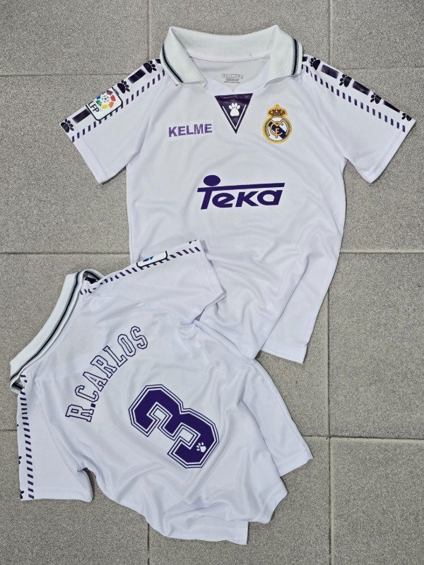 Producto - Camiseta Real Madrid Retro Roberto Carlos Niño