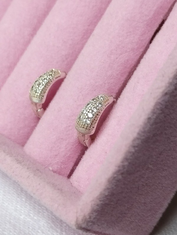 Producto - Argollas de plata con strass