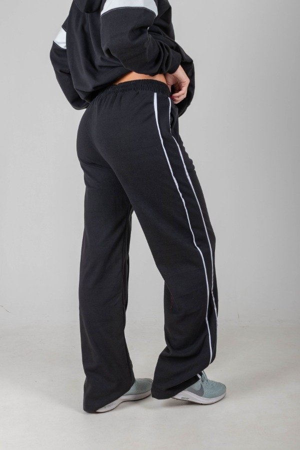 Producto - Jogger Velvet black