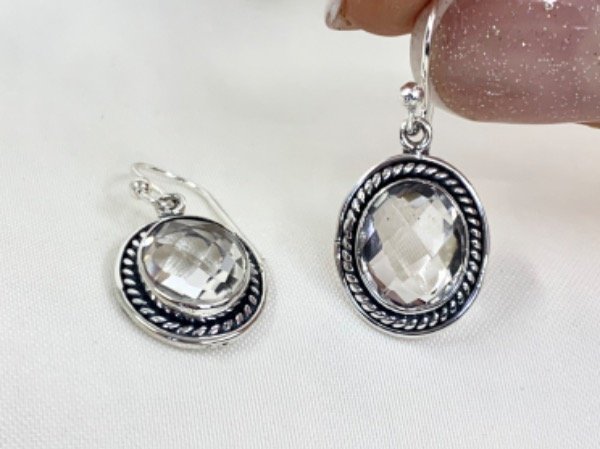 Producto - Aros con piedra CUARZO CRISTAL