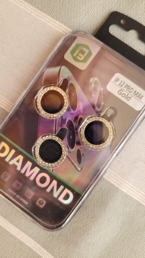 Producto - Iph 12 pro max protector de camara straps dorado