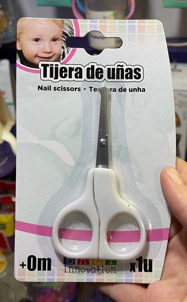 Producto - Tijerita corta uñas baby innovation +0 M blanca