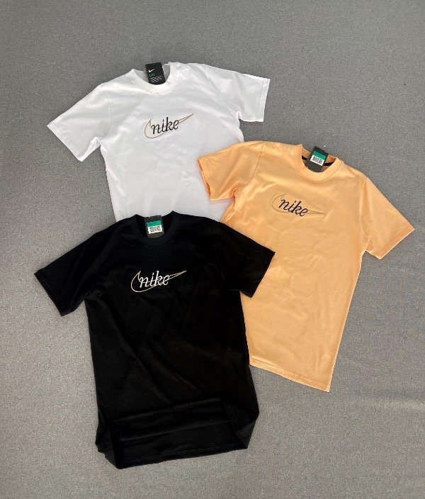 Producto - Remera black 137 bordada