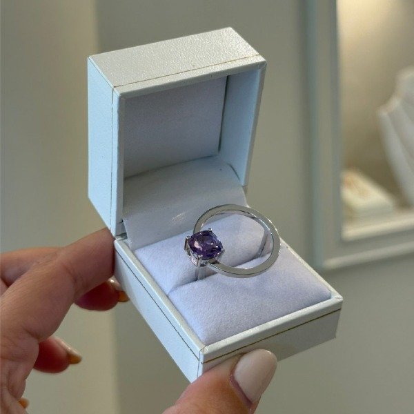 Producto - Sortija en plata con amatista I Roundtrip