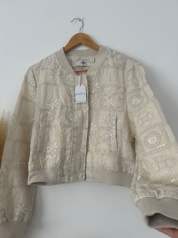 Producto - Campera ESENCIA beige