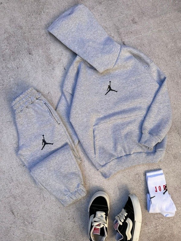 Producto - Conjunto Jordan Gris