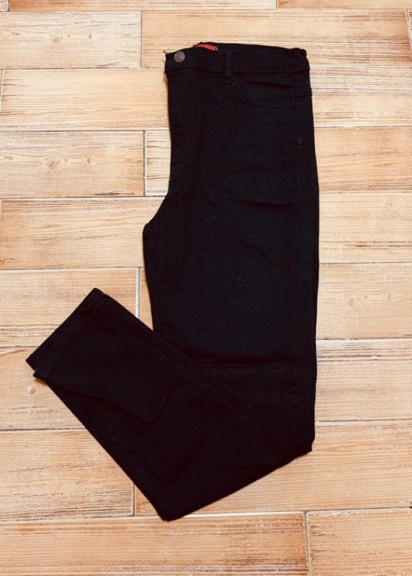 Jean negro talle 46 - Michis Feria