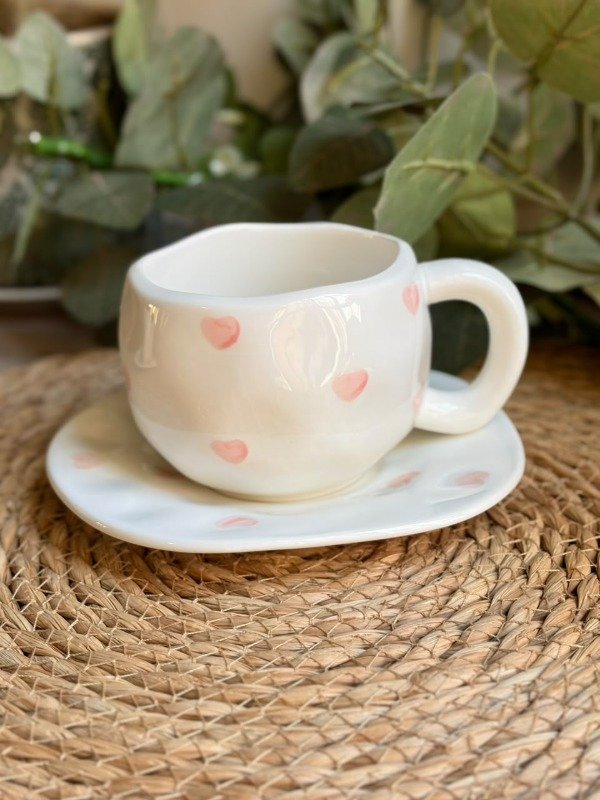 Producto - Taza  y plato de cerámica Corazón