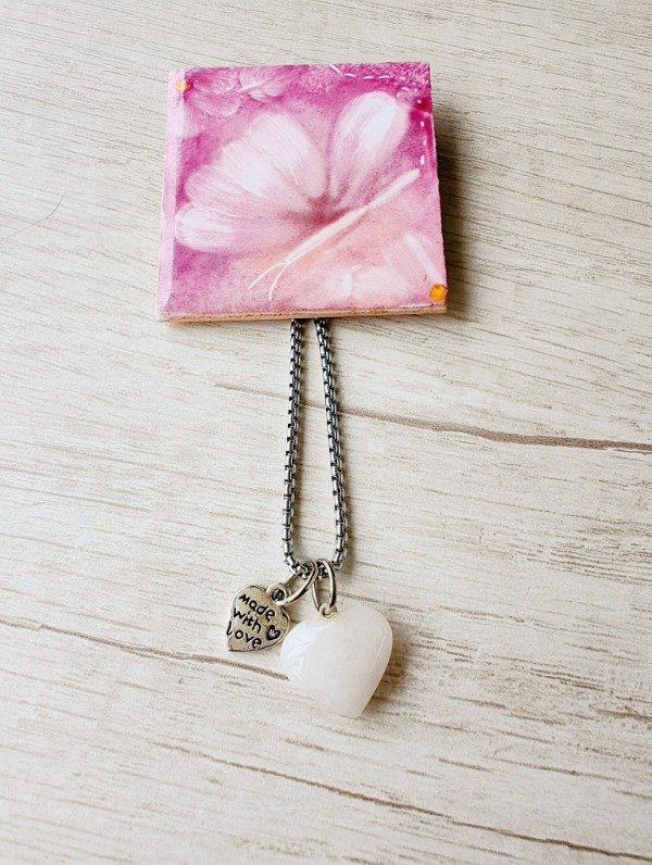 Producto - Collar corazón cuarzo blanco