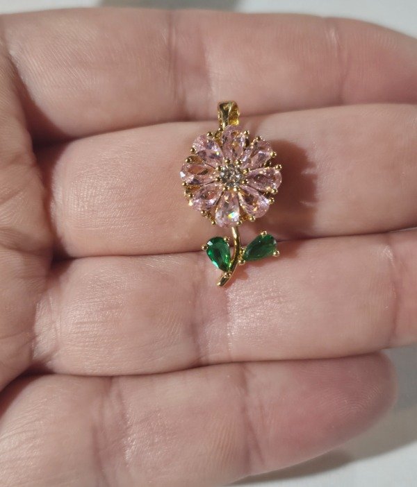 Producto - Dije giratorio girasol piedras rosas