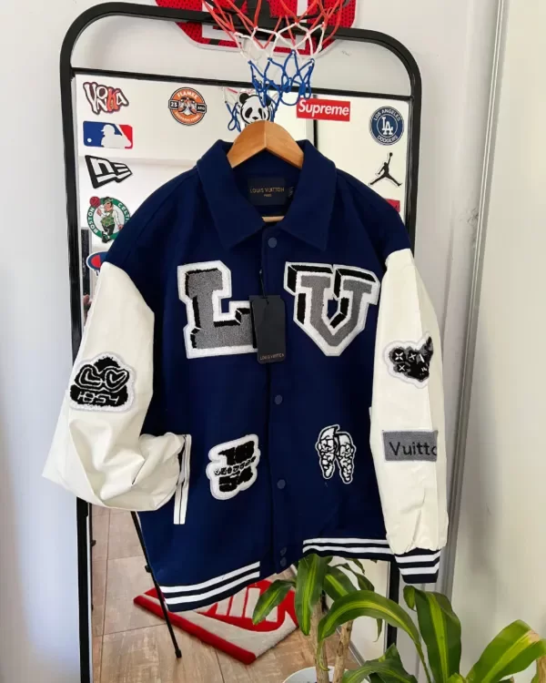 Producto - CAMPERA VARSITY LOUIS VUITTON BLUE BUNNY