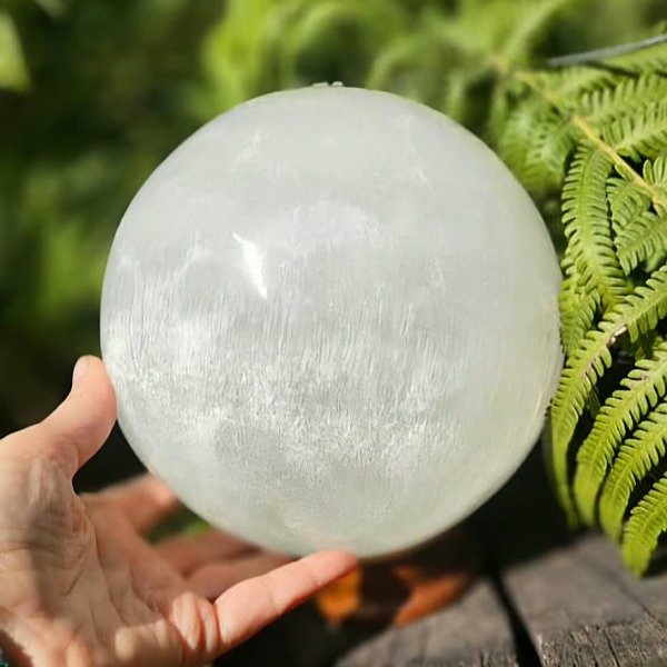 Producto - Súper Esfera de Selenita