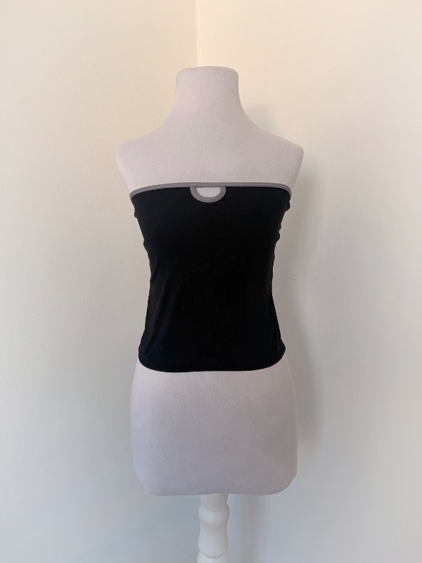 Producto - Top Negro Strapless T. S