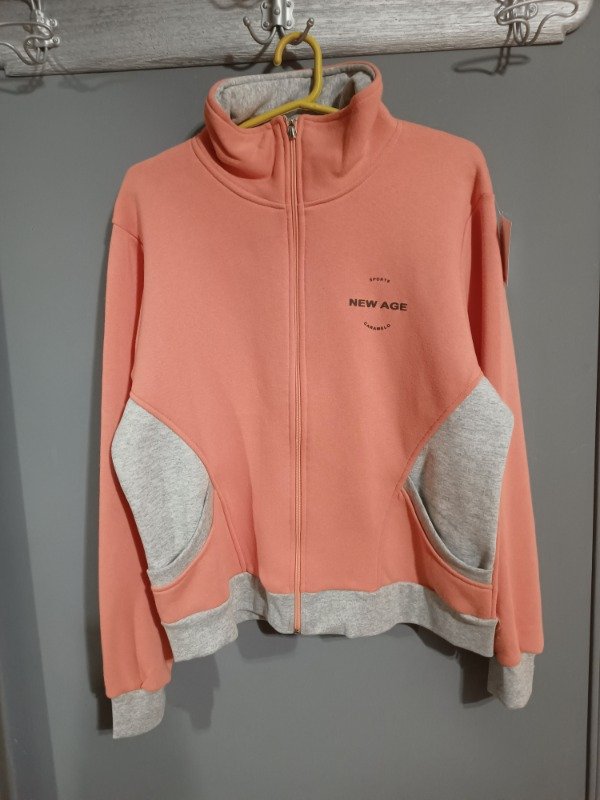 Producto - Campera NewAge Combinada Frisada