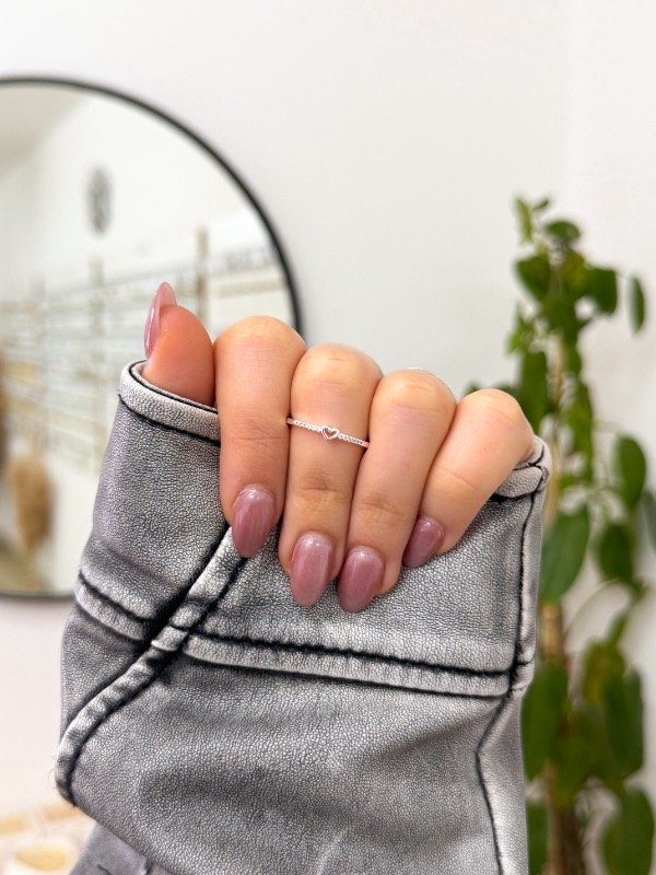 Producto - Anillo acero blanco mini corazón calado centro