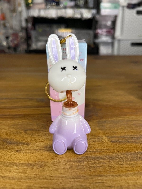 Producto - Labial con llavero conejito