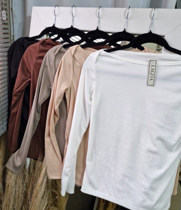 Producto - Polera morley rib cuello bote