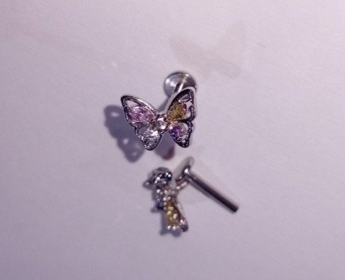 Producto - Labret mariposa r.i