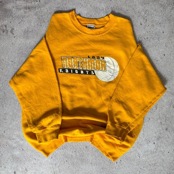 Producto - Buzo Gildan Amarillo