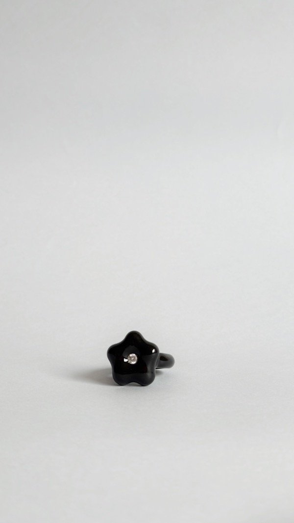 Producto - Anillo flor negro