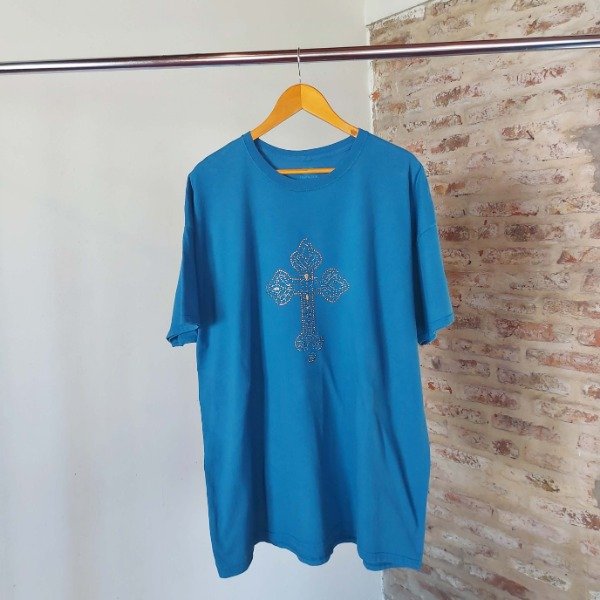 Producto - Remera cruz