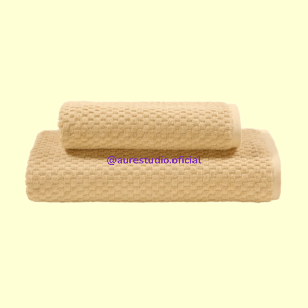 Producto - JUEGO DE TOALLÓN Y TOALLA SQUARES 500G DANUBIO