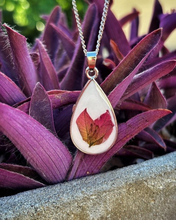 Producto - Dije Santa Rita Gota