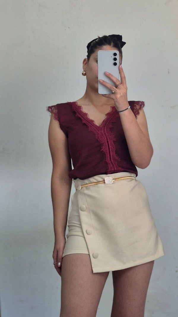 Producto - Blusa dana bordo