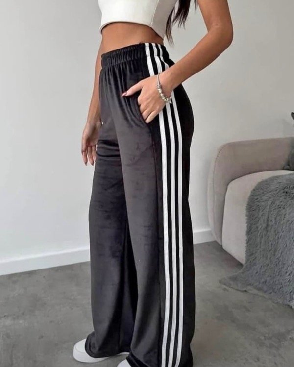 Producto - Jogging líneas- plush