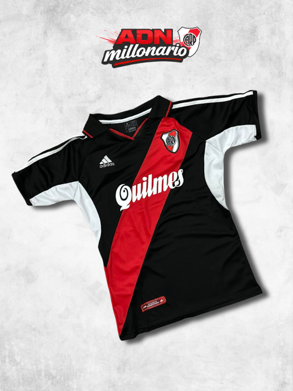 Producto - Camiseta Suplente 2001