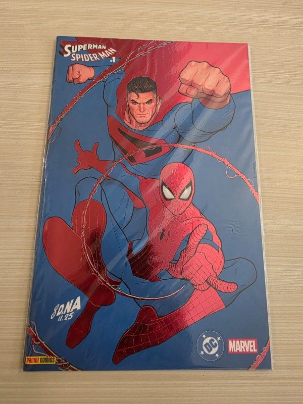 Producto - Superman Spider-Man #1 (Cover variante de David Nakayama)