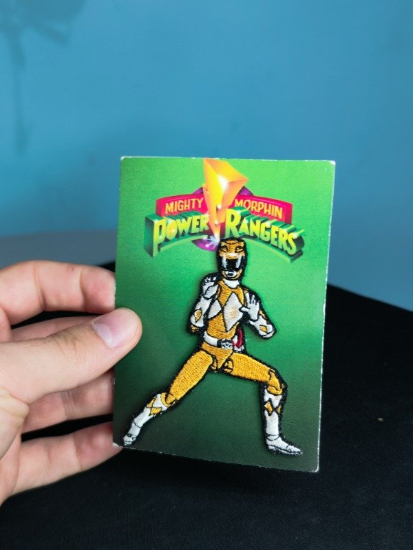 Producto - Bordado Ropa a Calor Mighty Morphin Power Ranger Yellow Trini 8cm - 2
