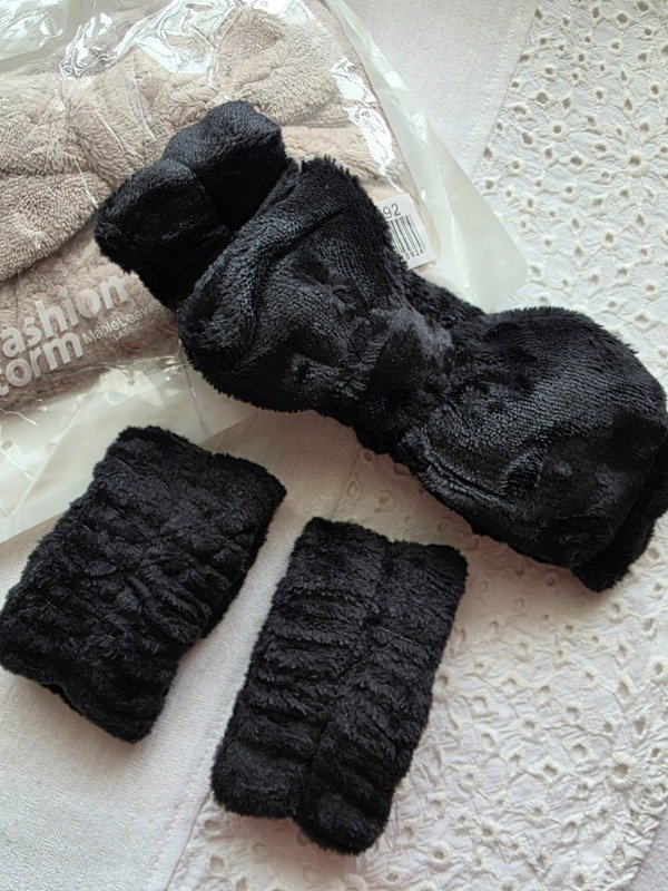 Producto - Vincha y muñequera de peluche Fashion Storm Suave y Cómoda
