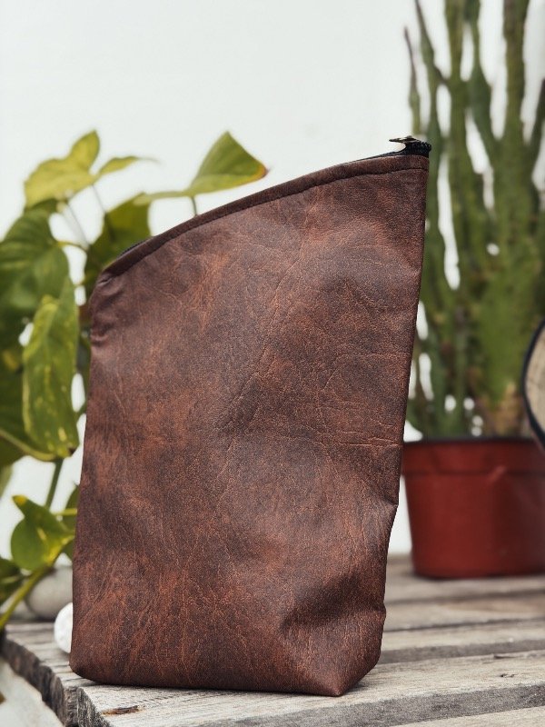 Producto - Yerbera eco cuero marrón