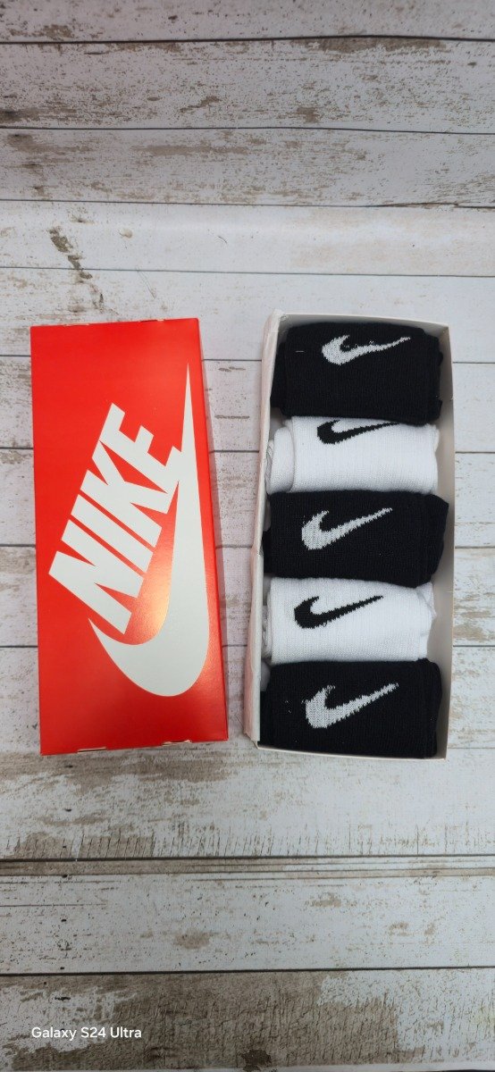Producto - Caja de 5 pares de medias nike modelo 5