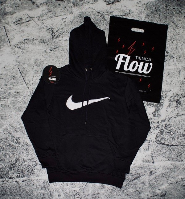 Producto - Buzo NIKE PIPA Negro