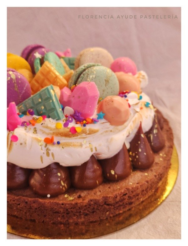 Producto - Brownie  con macarons y chocolates - DOS TAMAÑOS