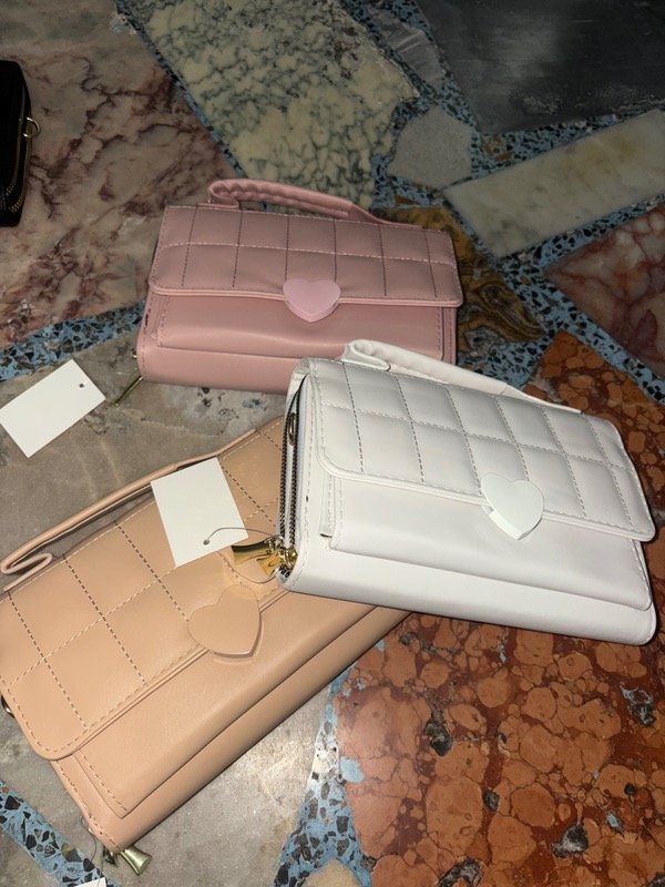 Producto - Cartera corazón