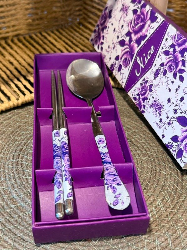 Producto - Set palillos de sushi Cod.1 - (Efectivo: 6.000)