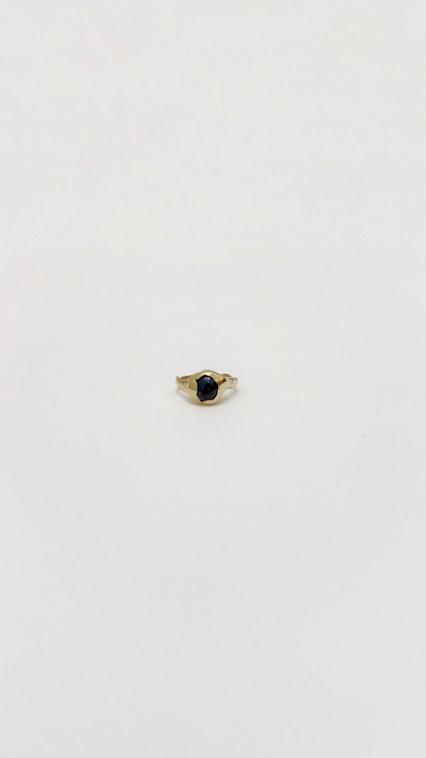 Producto - Anillo dorado azul