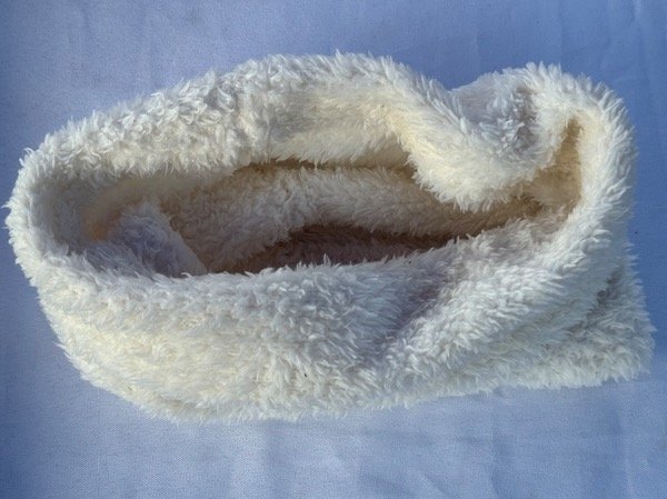 Producto - CUELLITO PIEL BLANCO