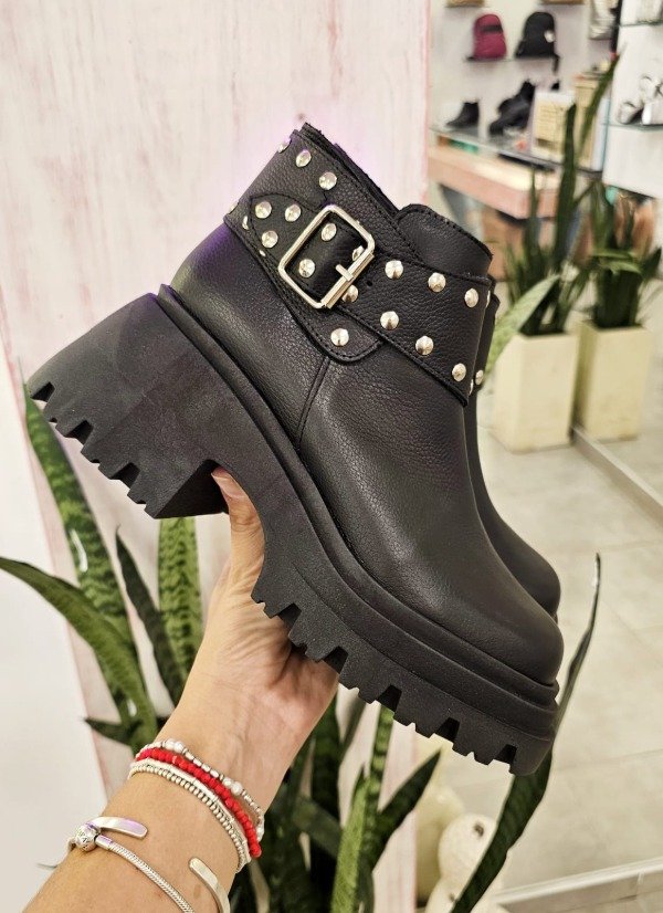 Producto - HELGA