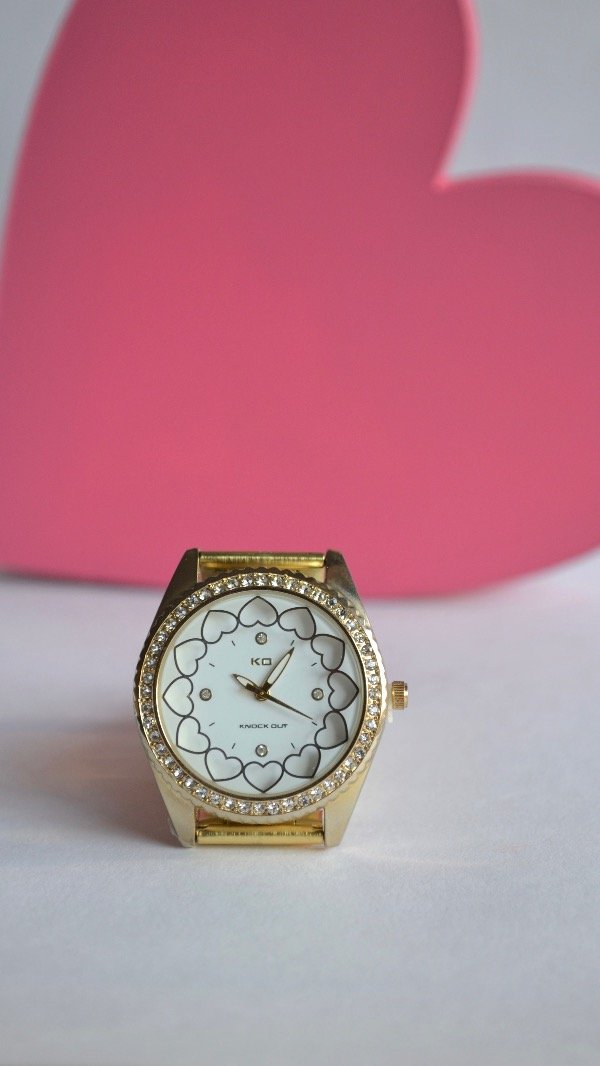 Producto - Reloj Knock Out corazones blanco