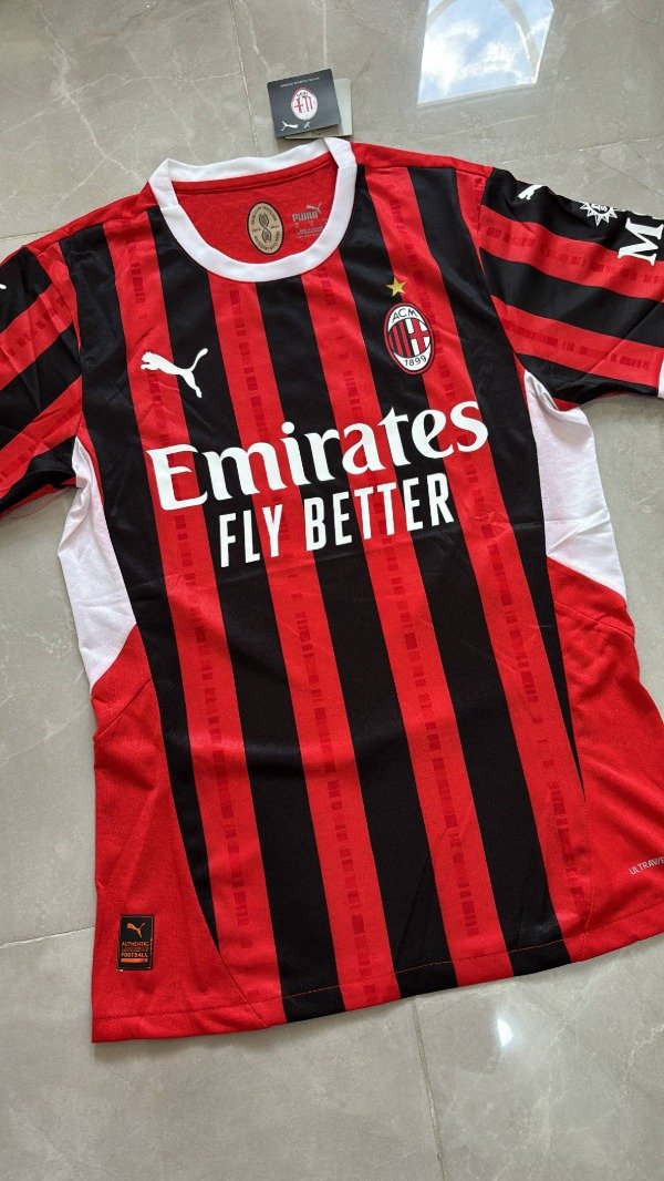 Producto - Ac Milan Local 24/25 Version Jugador 14 Reijnders