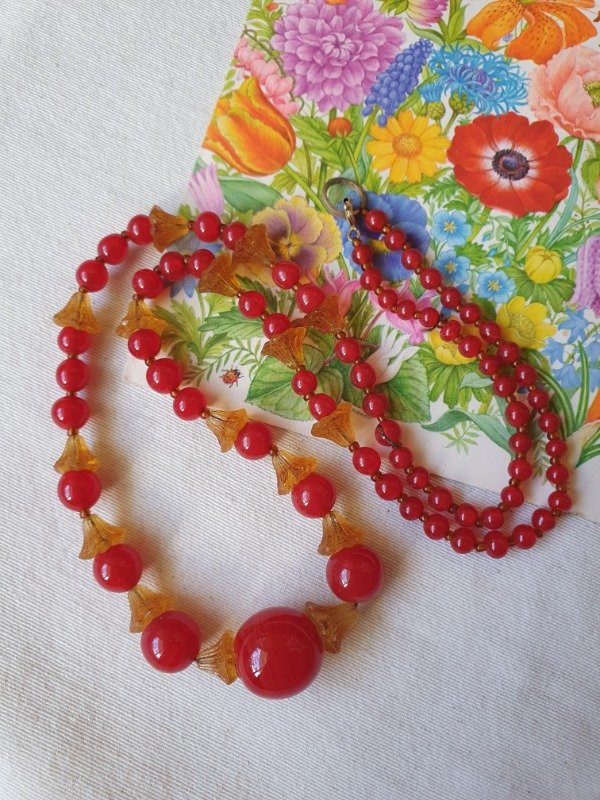 Producto - Collar Opalina Tomate con Florcitas Ambarina