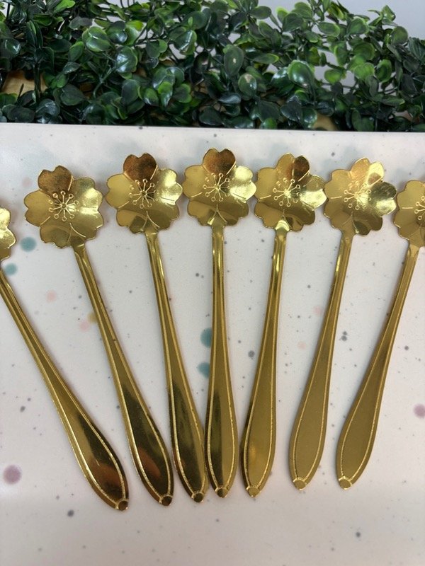 Producto - Cuchara Flor dorada