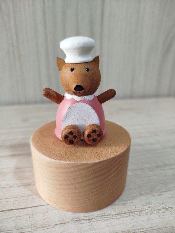 Producto - Mini Cajita "Lobo/abuelita"