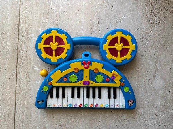 Producto - JUGUETE A PILAS PIANO MICKEY #9796