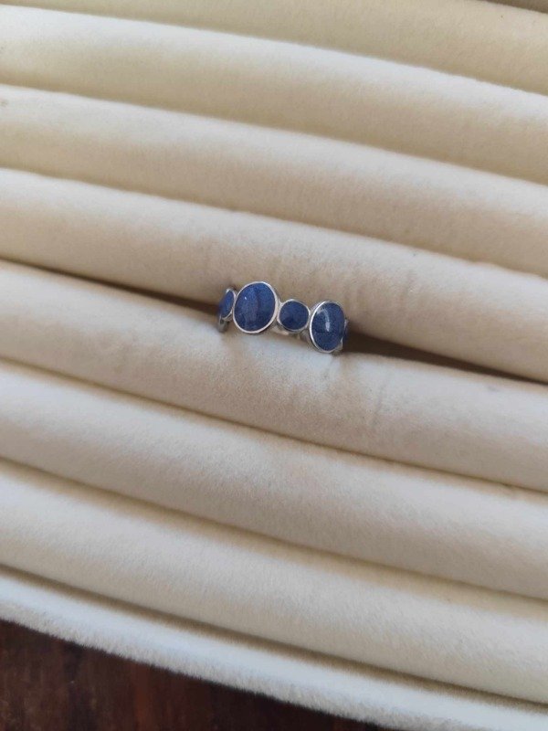 Producto - Anillo circulos azul. Acero quirúrgico.