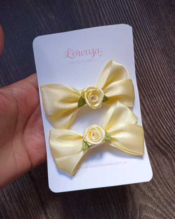 Producto - Colitas Medianas - Amarillo Rococo